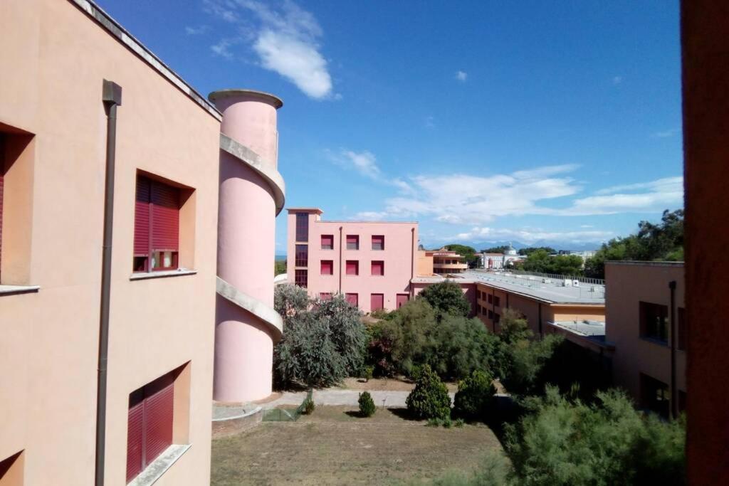 Casa Nel Parco Sulla Spiaggia Pisa Luaran gambar